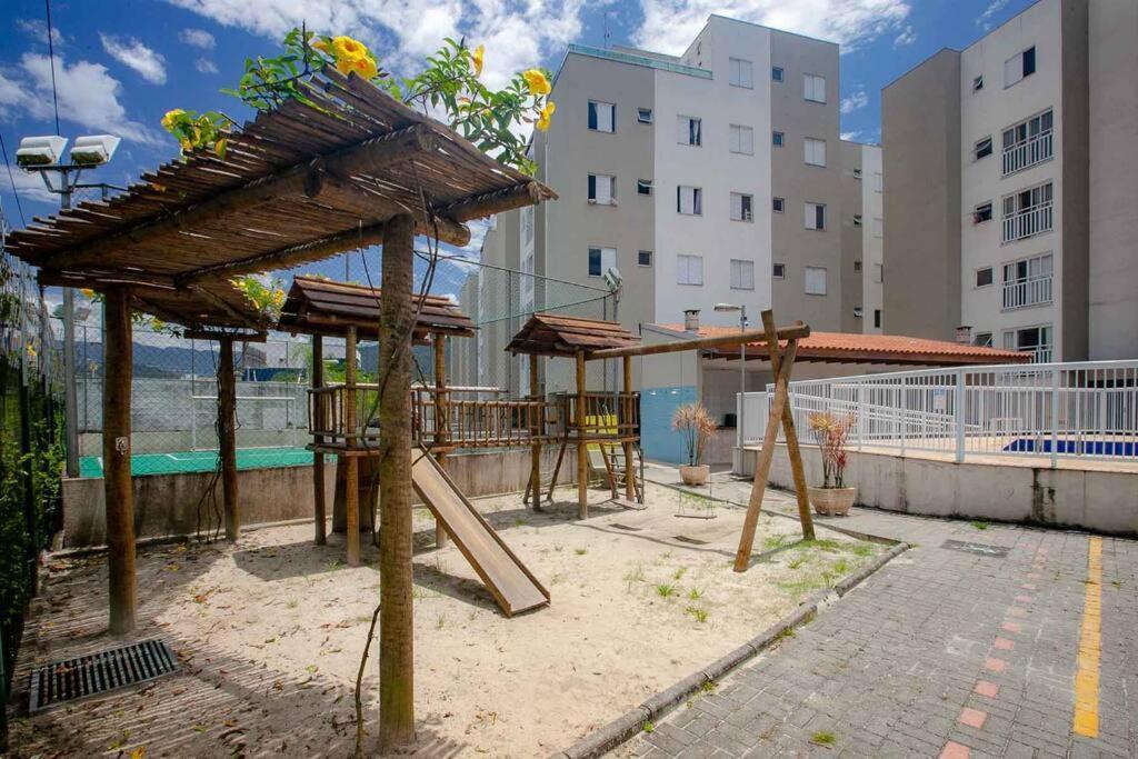 Apartamento em Ubatuba próximo à Praia Grande Exterior foto
